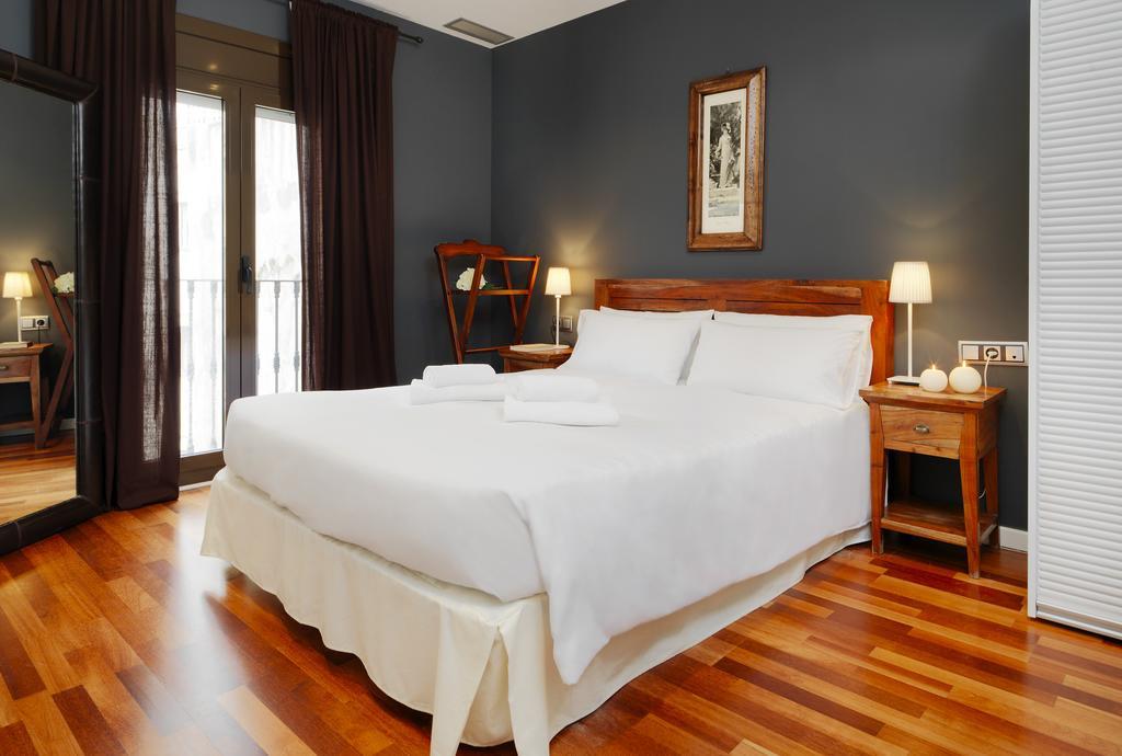 Fewdays Barcelona Apartments Room photo