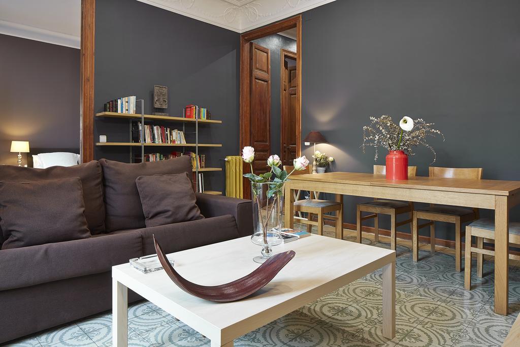 Fewdays Barcelona Apartments Exterior photo